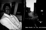 new york is an attitude, un homme très habillé en costard blancen 1999© Photo Deborah Metsch
